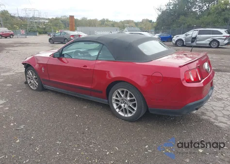 2012 Ford Mustang V6 Premium z USA, uszkodzony, nr VIN 1ZVBP8EM5C5273857